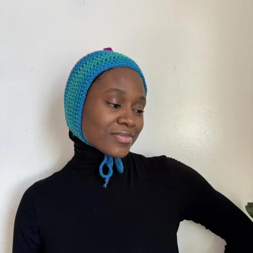 Playful Hand-Crochet‎ multicolore Pixie Bonnet